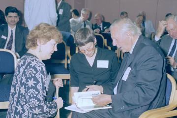 Dr Tilli Tansey, Lois Reynolds, Professor Donald Longmore