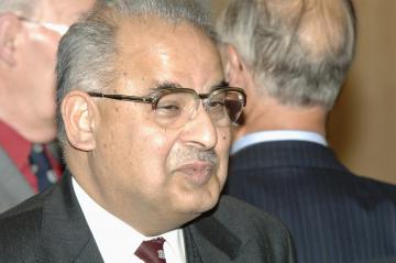 Mr Ravi Kunzru